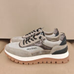 25E845 TAUPE